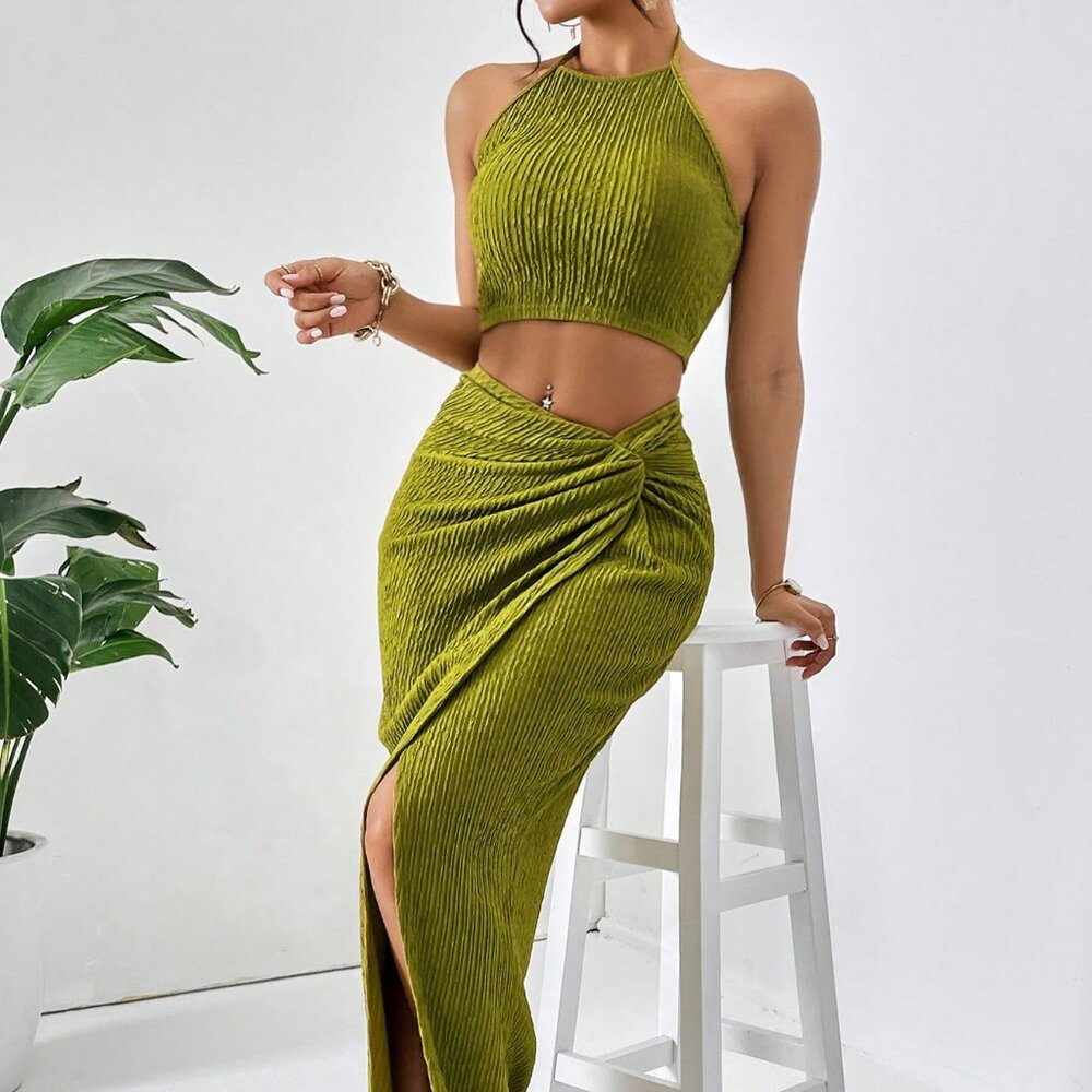 NEW Olive two-piece skirt and crop top